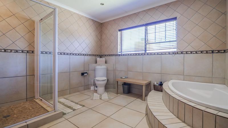 5 Bedroom Property for Sale in Dana Bay Western Cape